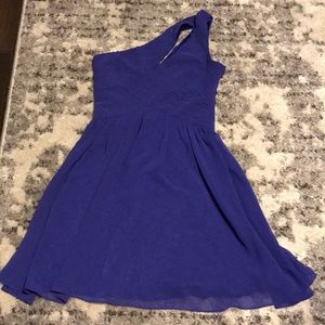 One-shoulder formal dress